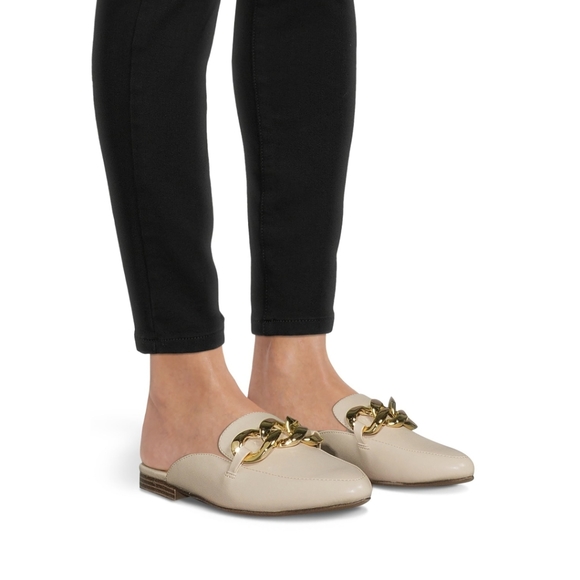 MADDEN NYC Chain Mules 9 - Picture 6 of 8